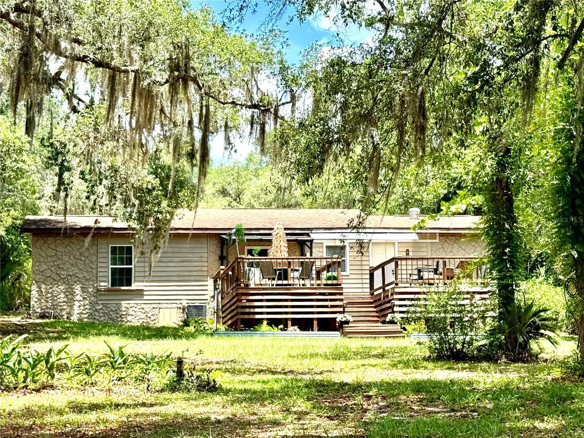208 Ashley Street Hawthorne FL 32640