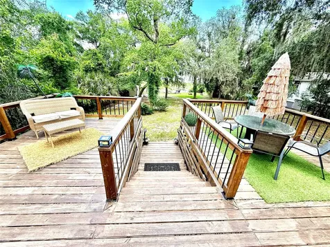 208 Ashley Street Hawthorne FL 32640