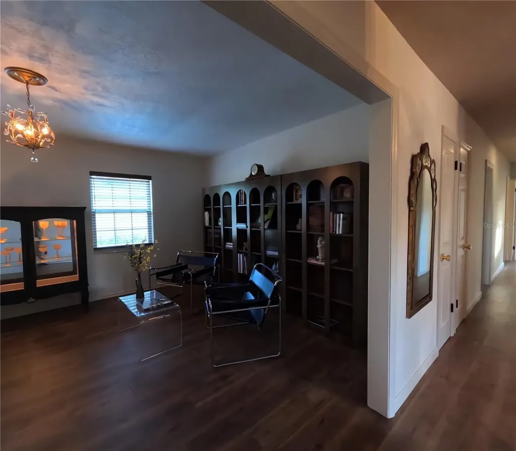 802 Underoak Drive Altamonte Springs FL 32701