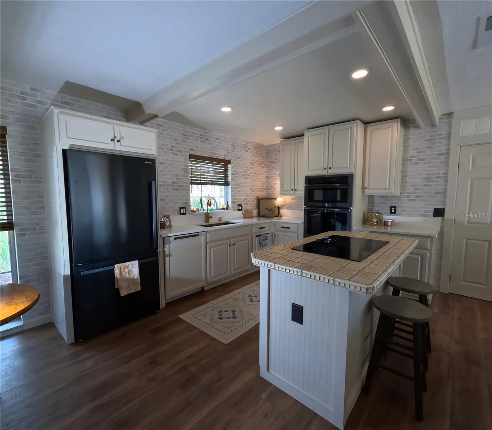802 Underoak Drive Altamonte Springs FL 32701