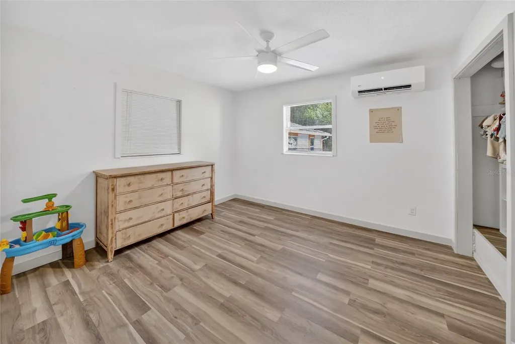 529 E Gottsche Avenue Eustis FL 32726