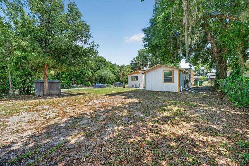 529 E Gottsche Avenue Eustis FL 32726
