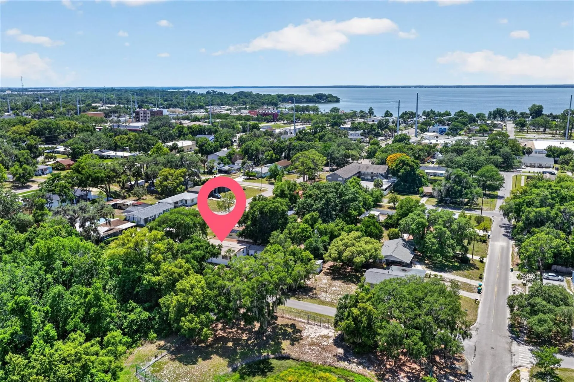 529 E Gottsche Avenue Eustis FL 32726