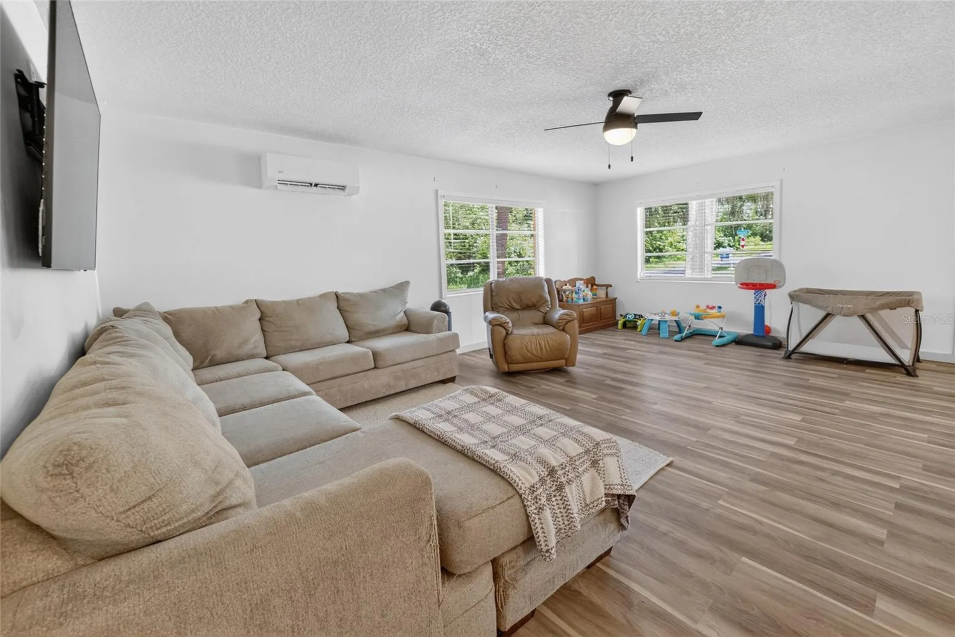 529 E Gottsche Avenue Eustis FL 32726
