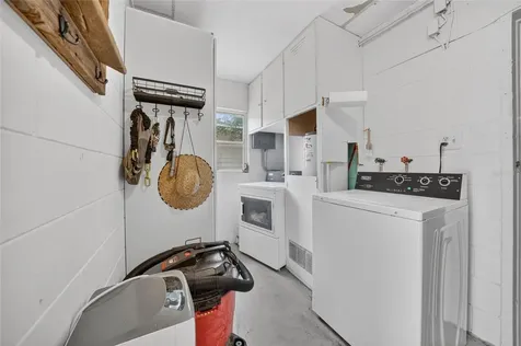 529 E Gottsche Avenue Eustis FL 32726