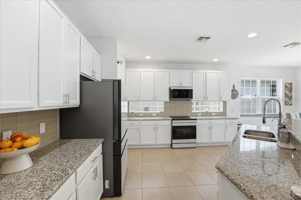 3216 Bayflower Avenue Harmony FL 34773