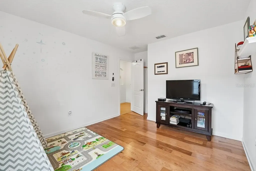 3216 Bayflower Avenue Harmony FL 34773