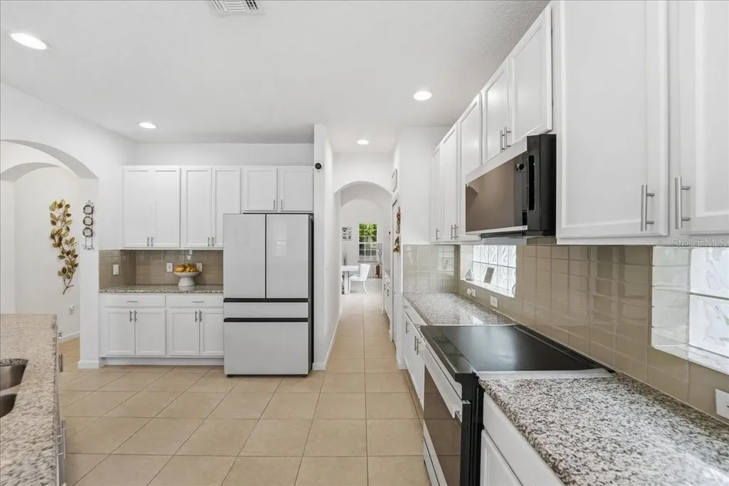 3216 Bayflower Avenue Harmony FL 34773