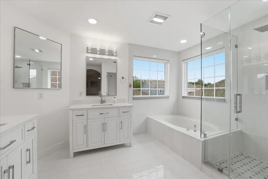 3216 Bayflower Avenue Harmony FL 34773