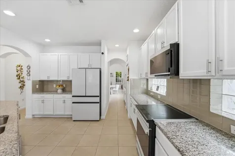 3216 Bayflower Avenue Harmony FL 34773