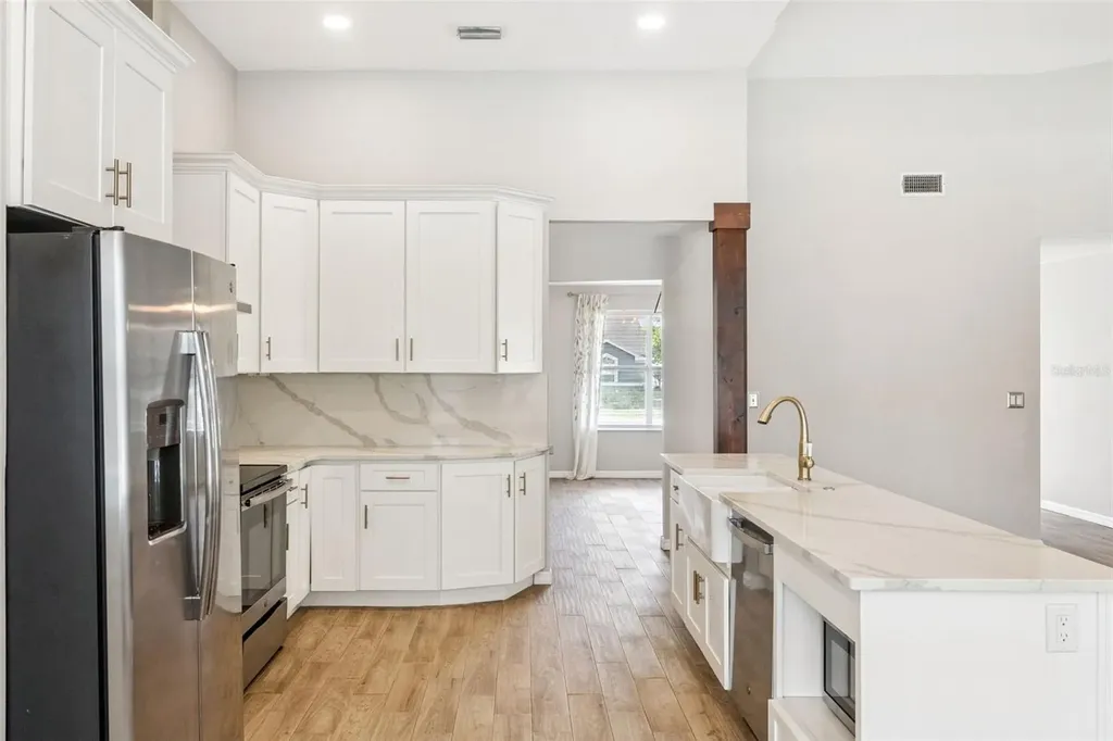 908 Sloewood Court Lake Mary FL 32746