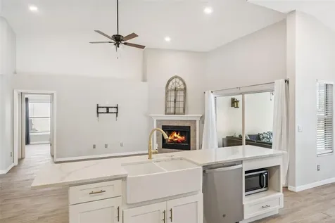 908 Sloewood Court Lake Mary FL 32746