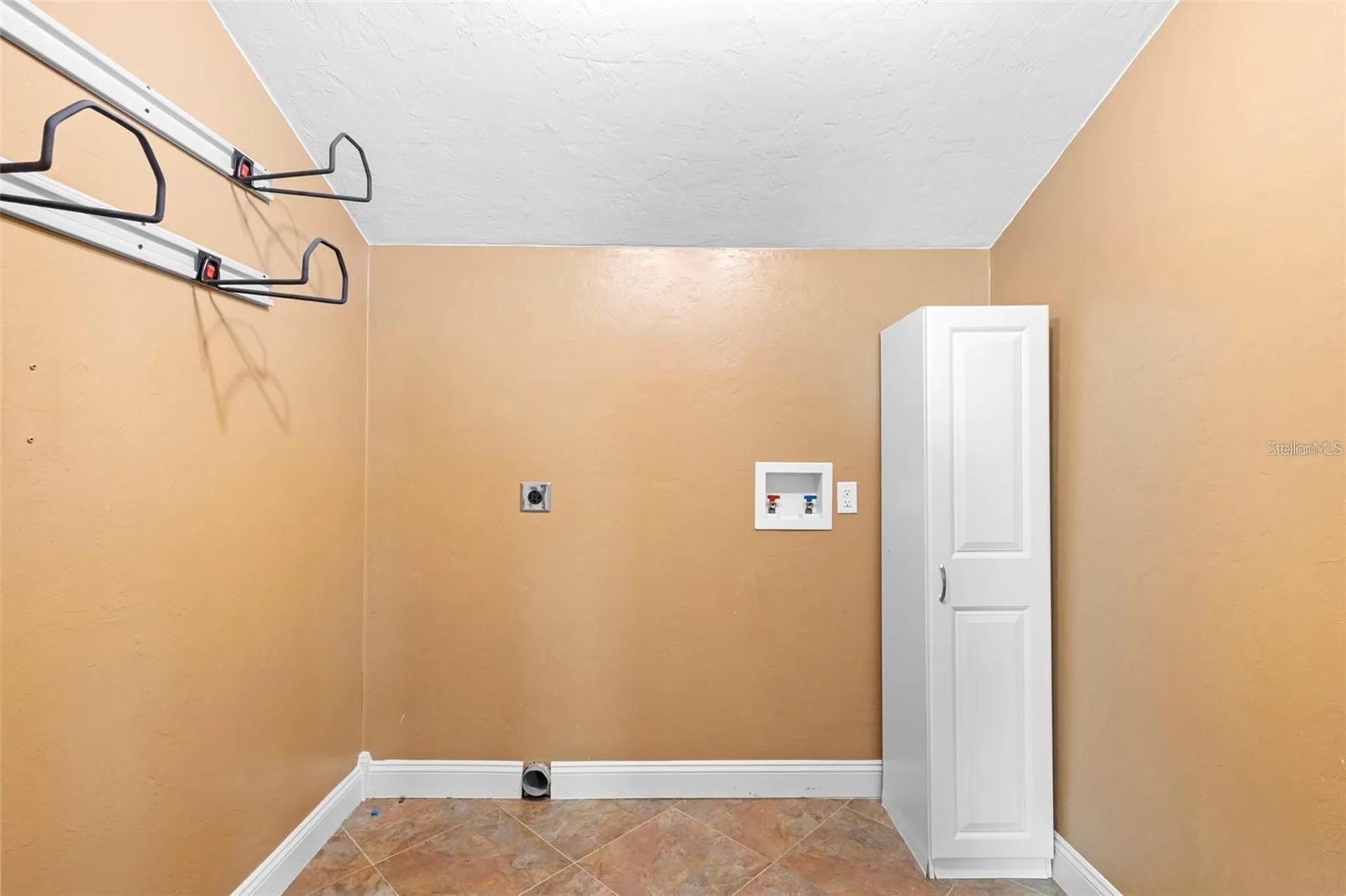 611 N Garfield Avenue Deland FL 32724