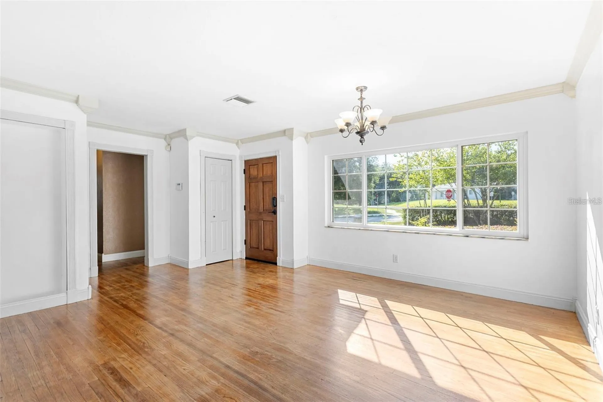 611 N Garfield Avenue Deland FL 32724