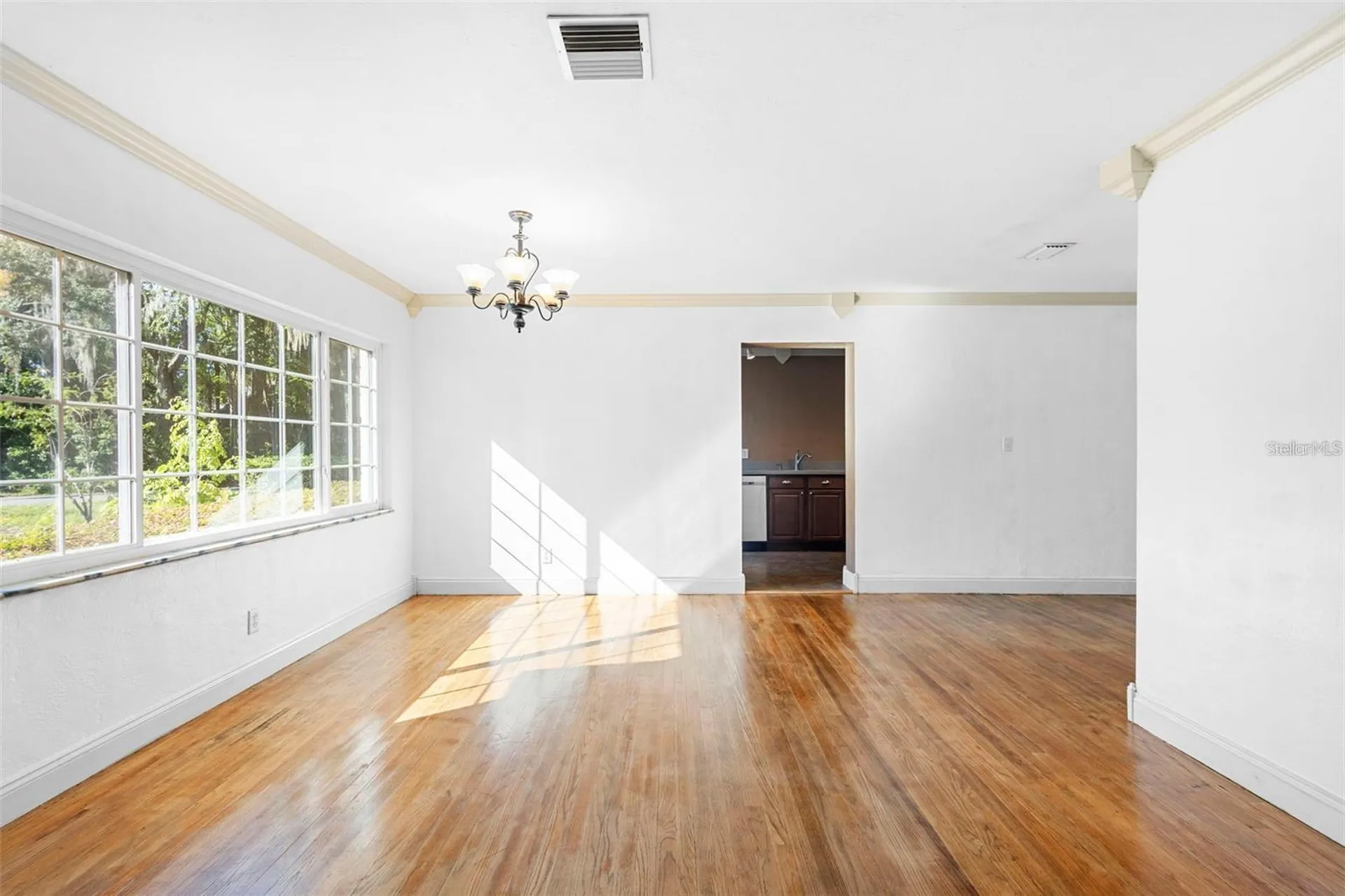 611 N Garfield Avenue Deland FL 32724