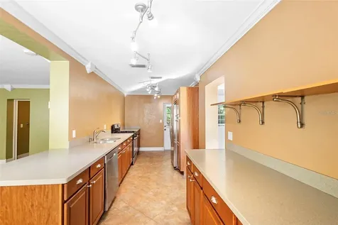 611 N Garfield Avenue Deland FL 32724