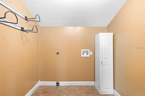 611 N Garfield Avenue Deland FL 32724