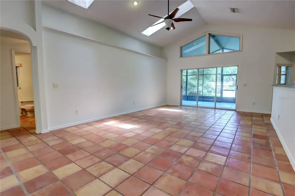 34847 County Road 439 Eustis FL 32736