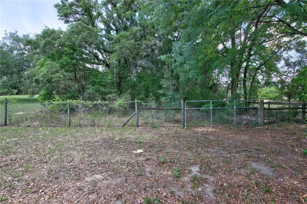 34847 County Road 439 Eustis FL 32736