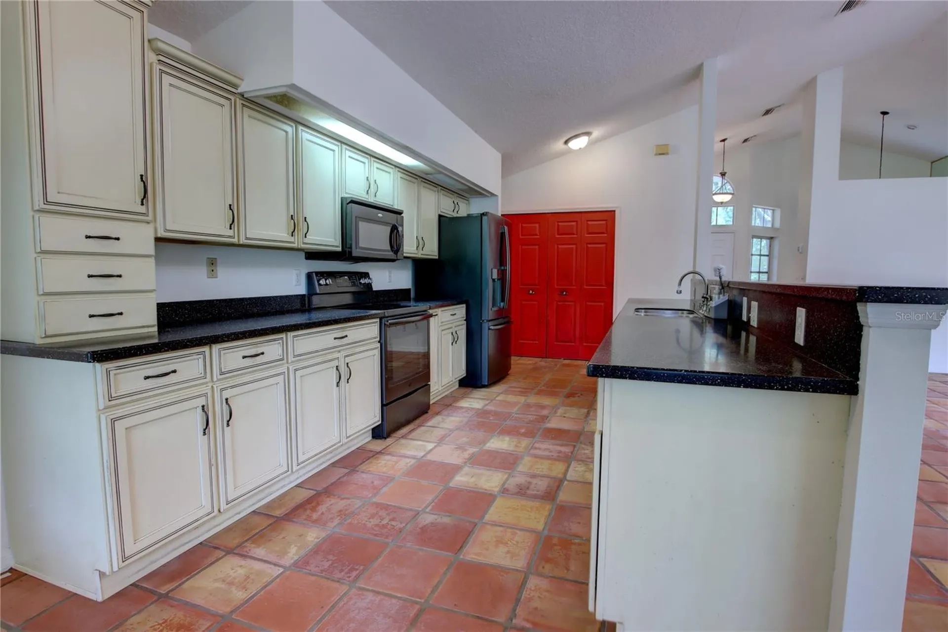 34847 County Road 439 Eustis FL 32736