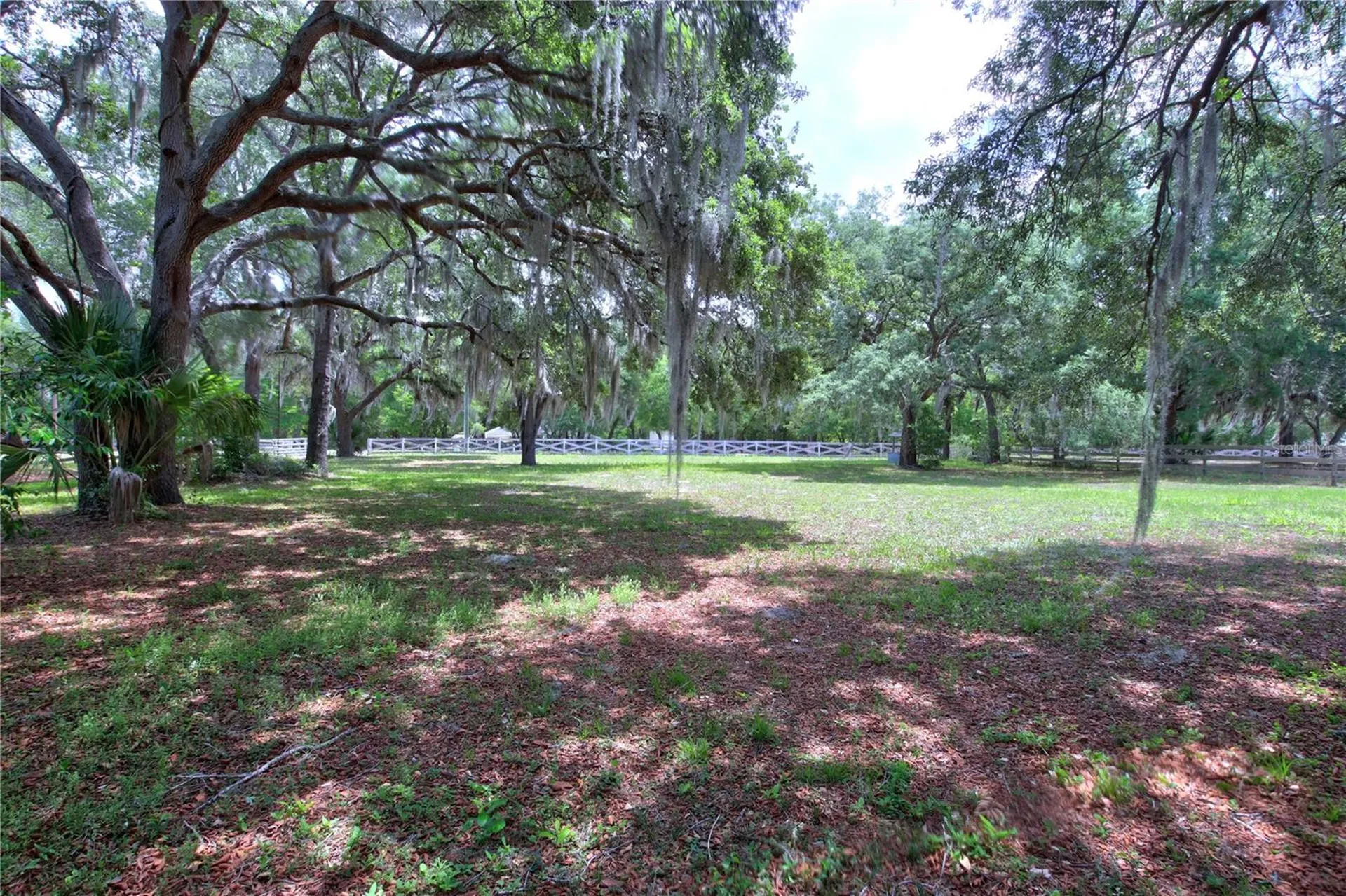 34847 County Road 439 Eustis FL 32736