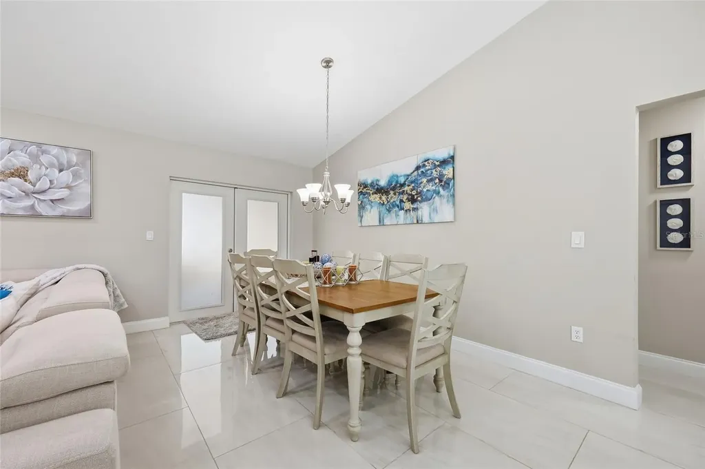 313 Foggy Creek Road Davenport FL 33837