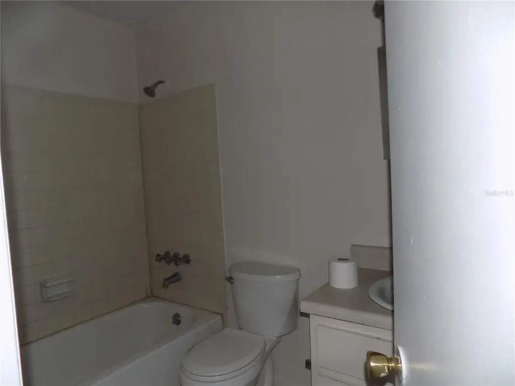6124 SW 10th Place Gainesville FL 32607