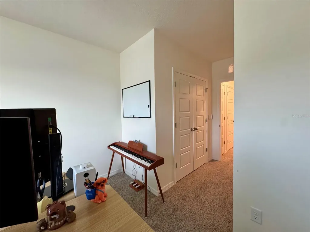 2223 Tongass Bend Davenport FL 33837