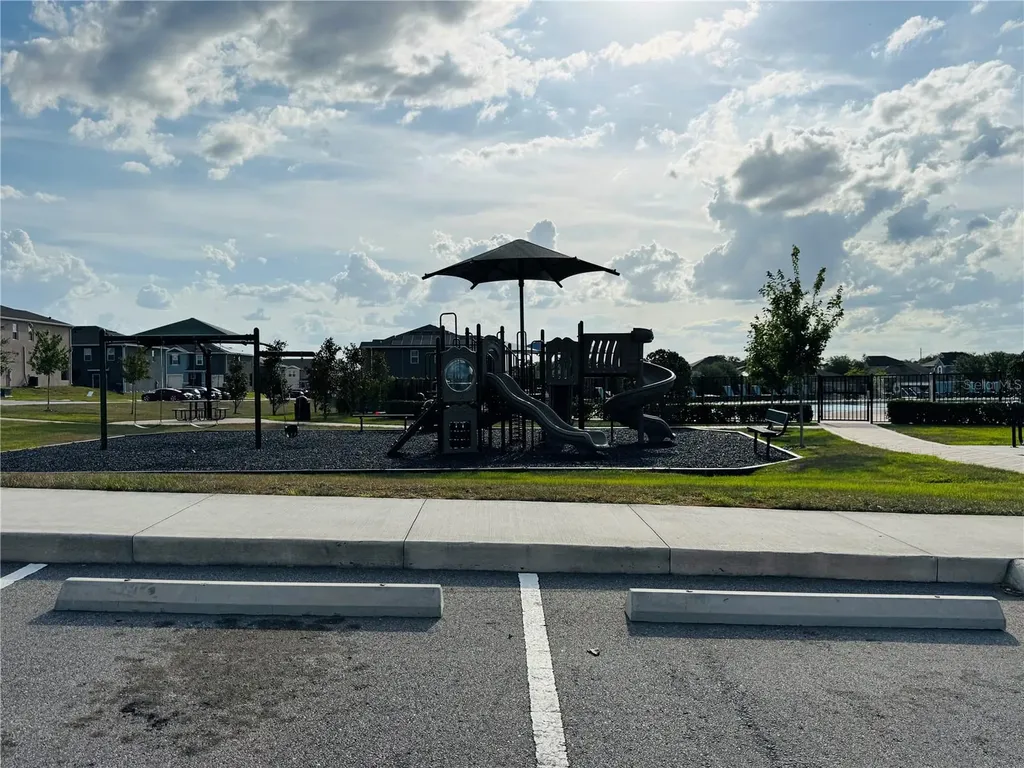 2223 Tongass Bend Davenport FL 33837