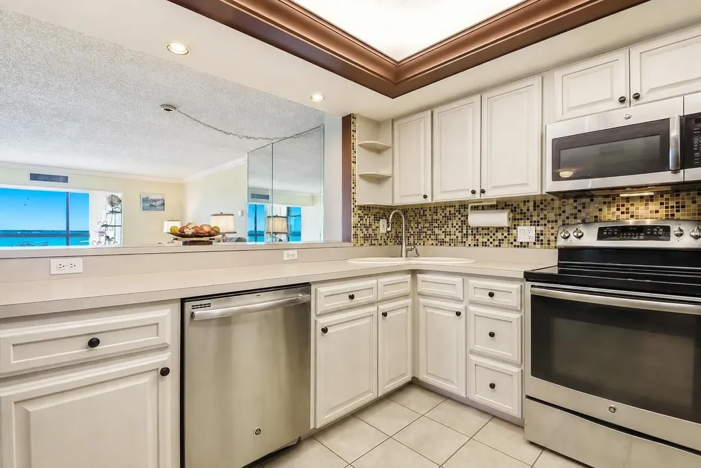 800 S Gulfview Boulevard Clearwater Beach FL 33767