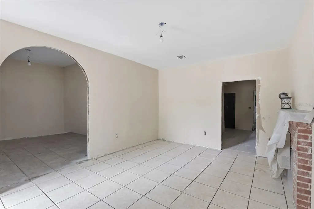 215 S Oleander Avenue Daytona Beach FL 32118