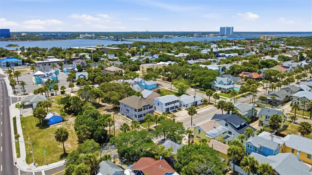 215 S Oleander Avenue Daytona Beach FL 32118