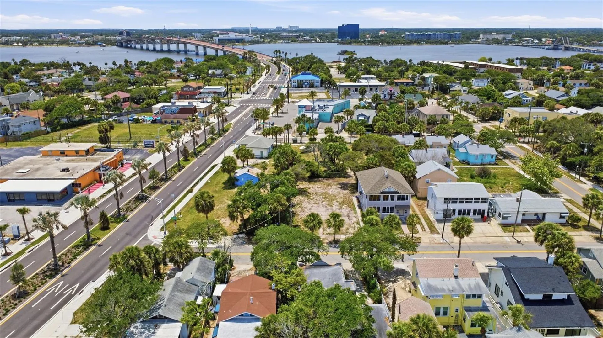 215 S Oleander Avenue Daytona Beach FL 32118