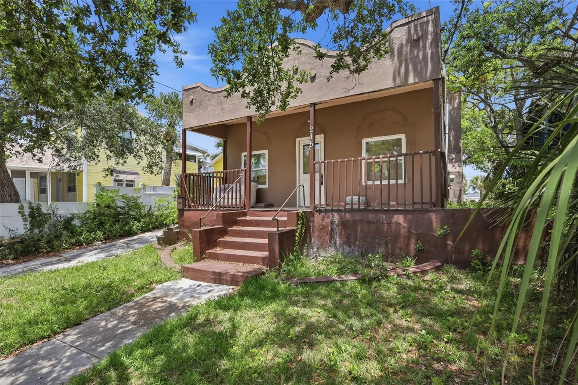 215 S Oleander Avenue Daytona Beach FL 32118