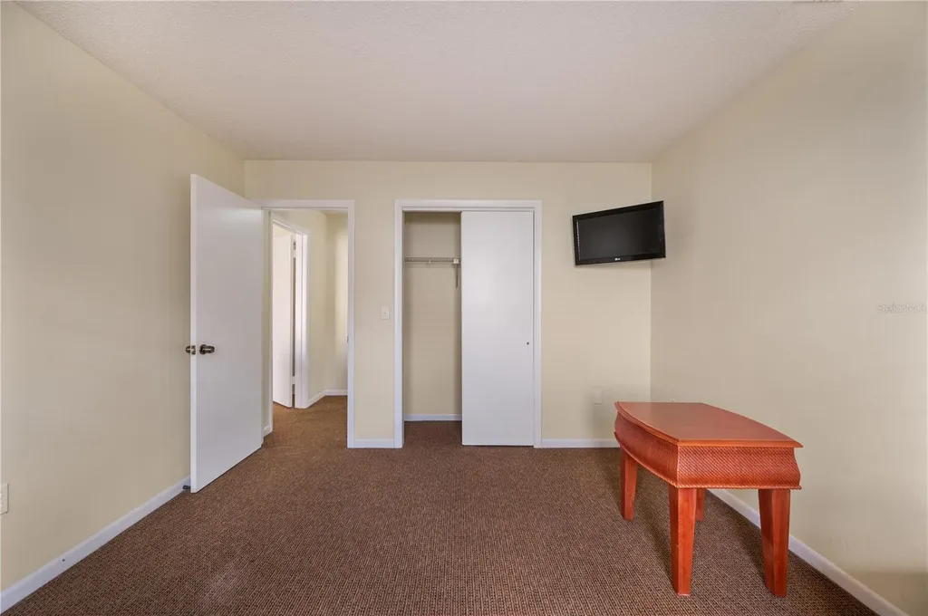 4231 Oak Loop Mulberry FL 33860