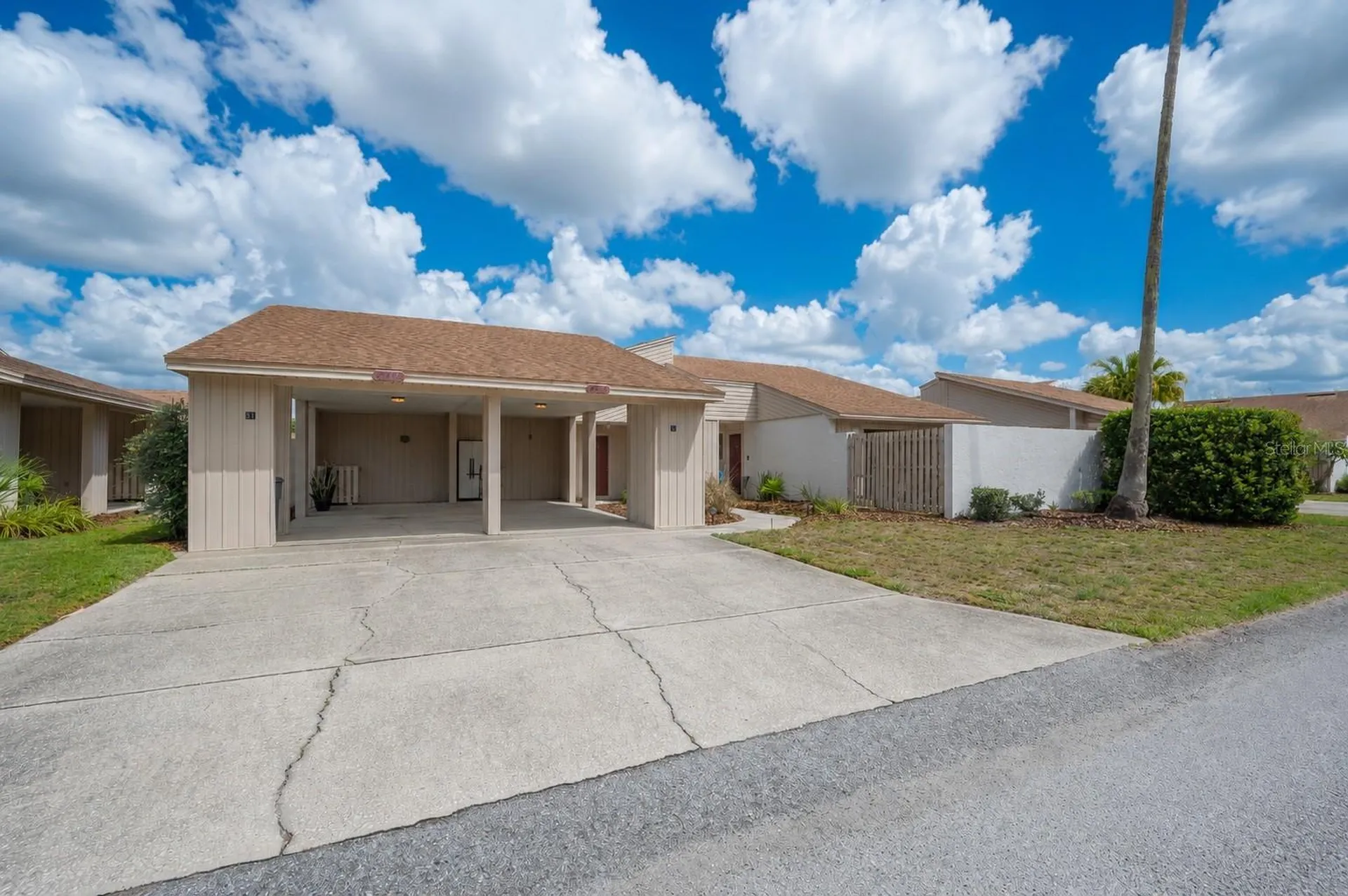 4231 Oak Loop Mulberry FL 33860