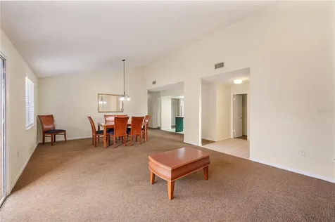 4231 Oak Loop Mulberry FL 33860