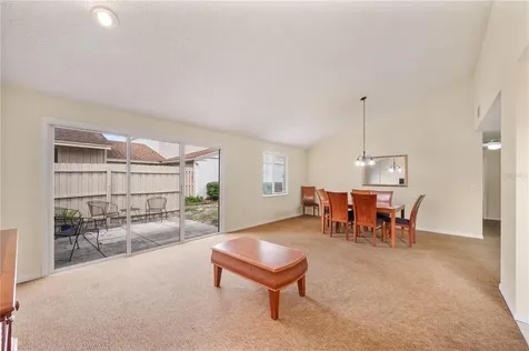 4231 Oak Loop Mulberry FL 33860