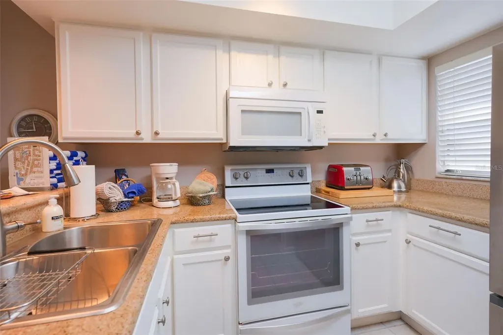 2135 Water Mania Court Kissimmee FL 34746