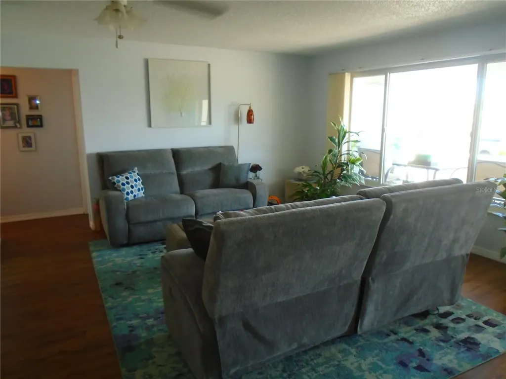 3648 91st Avenue N Pinellas Park FL 33782