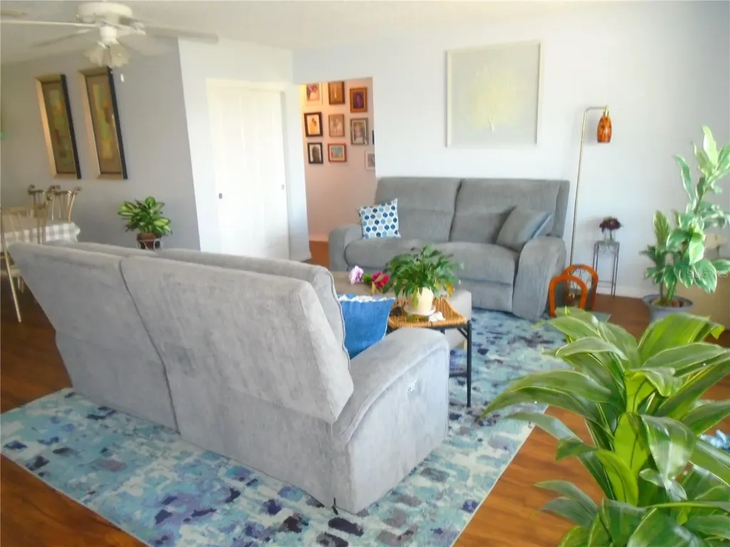 3648 91st Avenue N Pinellas Park FL 33782