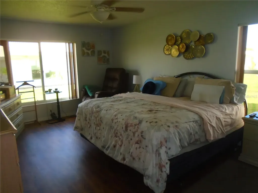 3648 91st Avenue N Pinellas Park FL 33782