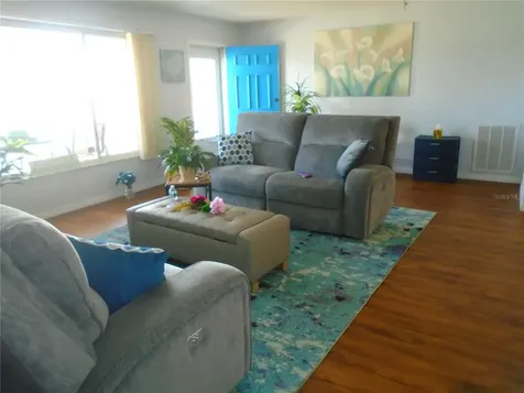 3648 91st Avenue N Pinellas Park FL 33782