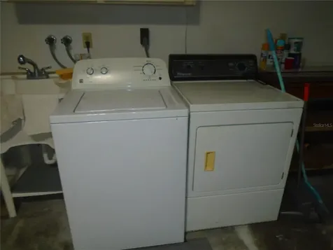 3648 91st Avenue N Pinellas Park FL 33782