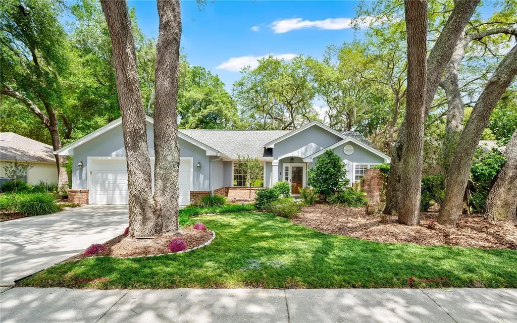 309 Oak Leaf Circle Lake Mary FL 32746