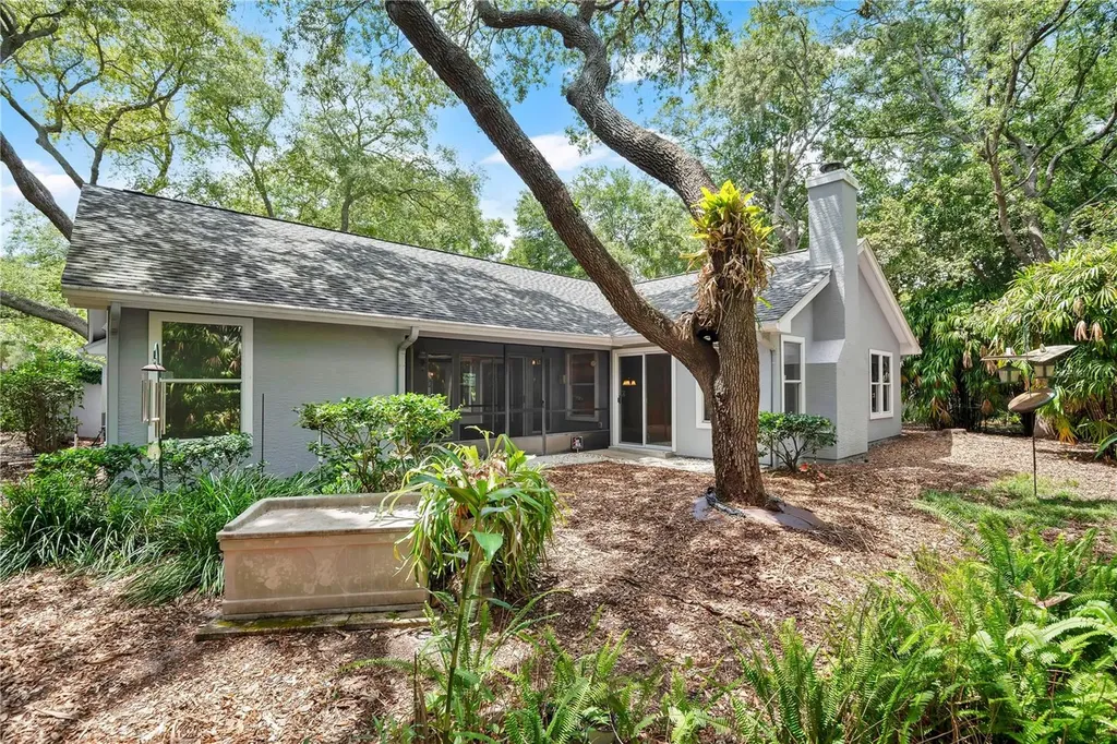 309 Oak Leaf Circle Lake Mary FL 32746