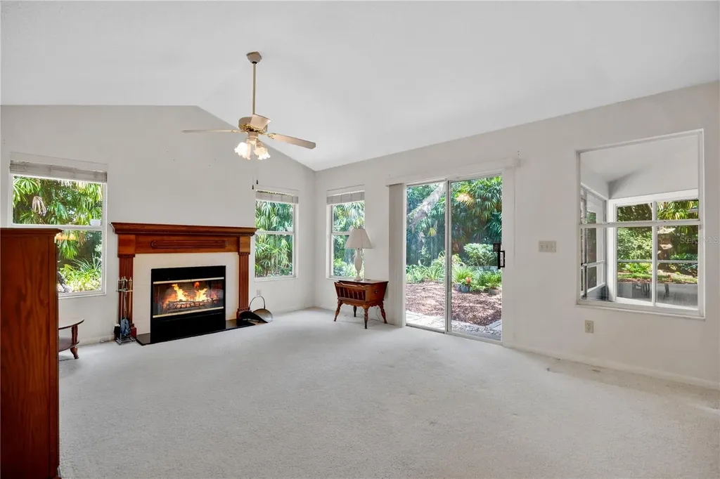 309 Oak Leaf Circle Lake Mary FL 32746