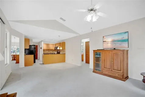 309 Oak Leaf Circle Lake Mary FL 32746
