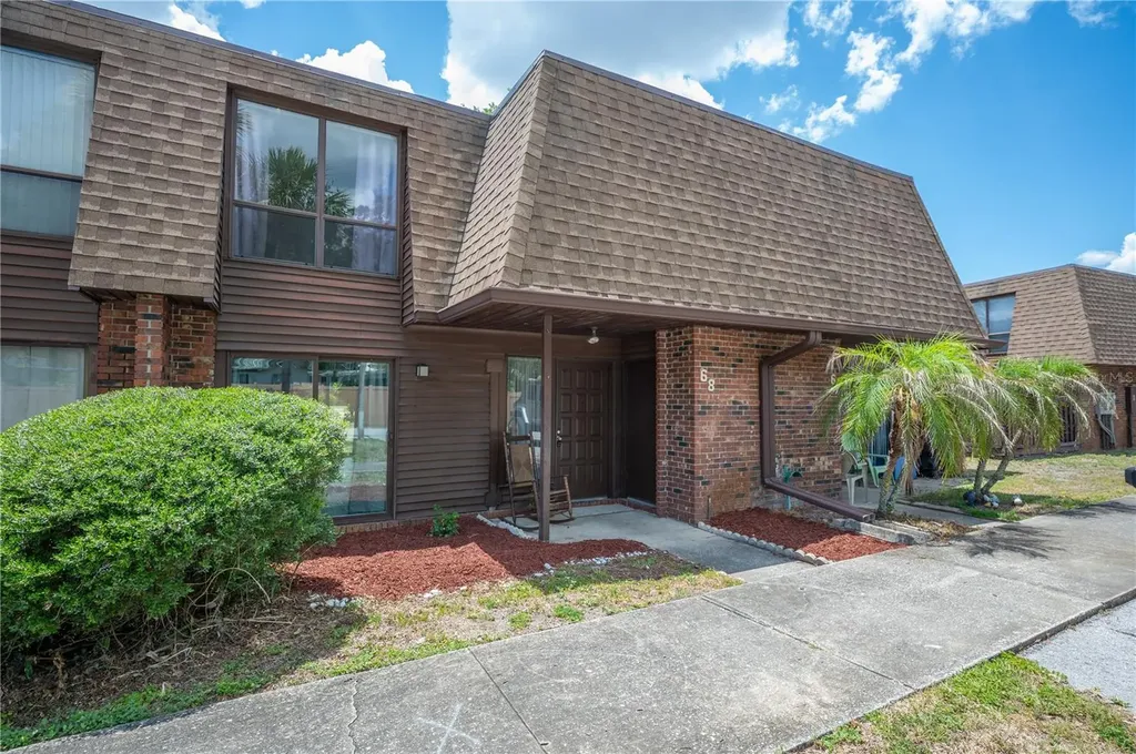 1836 N Crystal Lake Drive Lakeland FL 33801