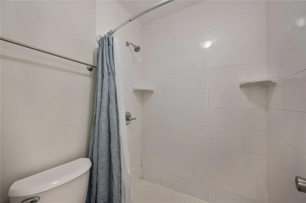 1836 N Crystal Lake Drive Lakeland FL 33801